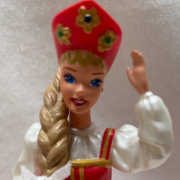 Barbie Dolls of the World Ornament Collection - Picture 2 of 11